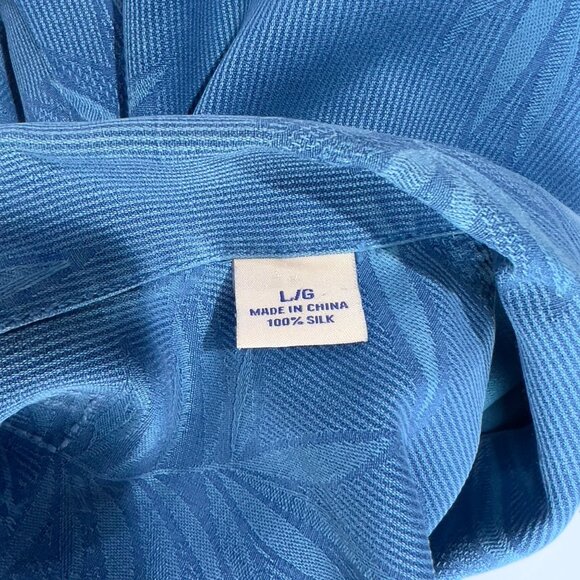 Tommy Bahama Men's L Large Blue Hawaiian Silk Shirt Short Sleeve - Picture 4 of 7